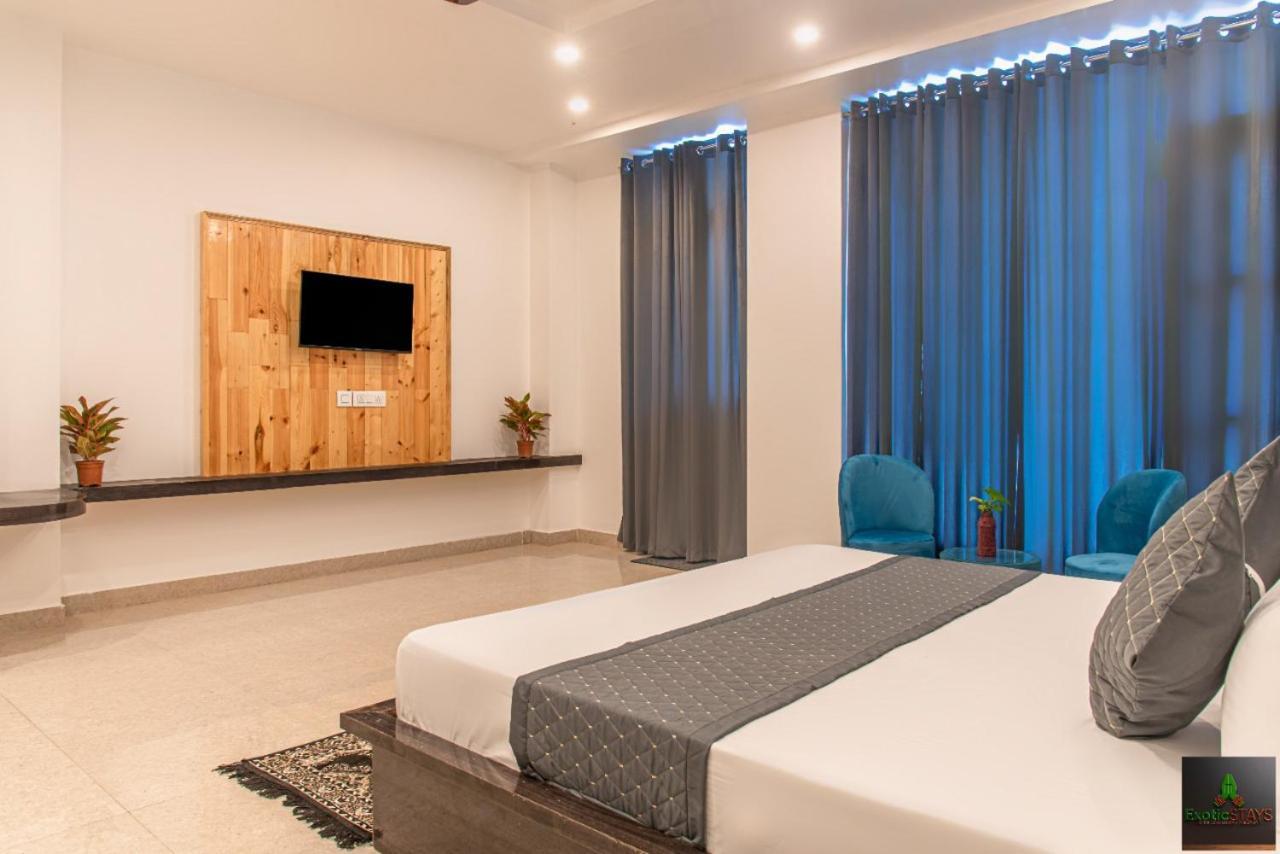 The Hillside Inn Kasauli By Exotic Stays Ngoại thất bức ảnh