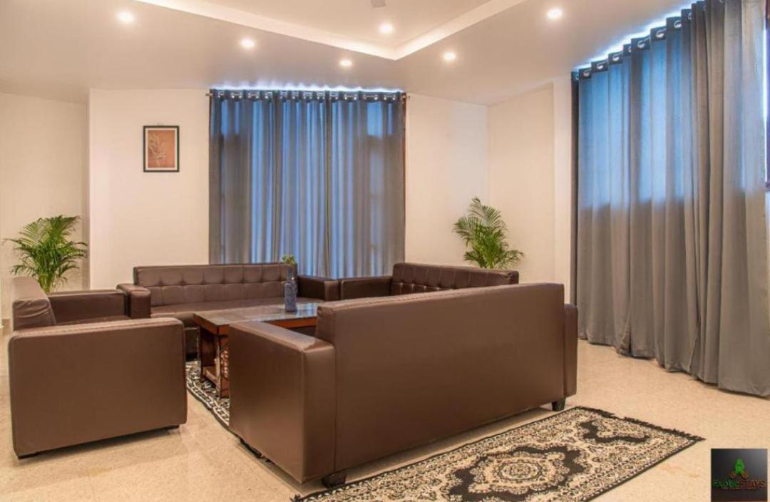 The Hillside Inn Kasauli By Exotic Stays Ngoại thất bức ảnh