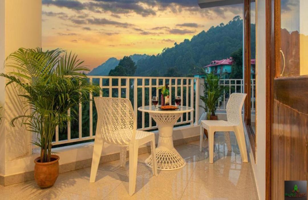 The Hillside Inn Kasauli By Exotic Stays Ngoại thất bức ảnh